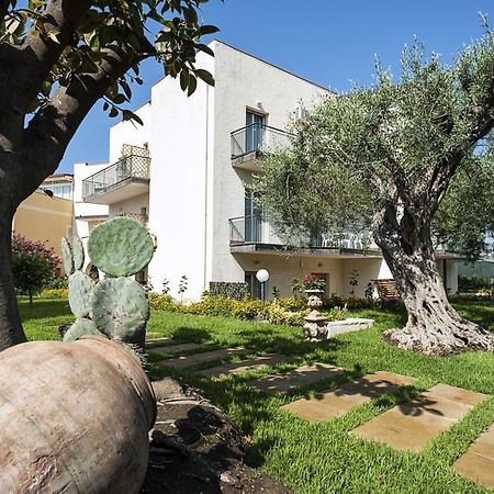 Villa Collina Giardini-Naxos Zewnętrze zdjęcie