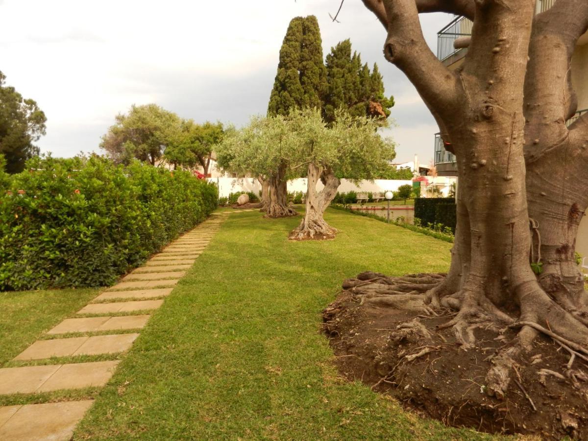 Villa Collina Giardini-Naxos Zewnętrze zdjęcie